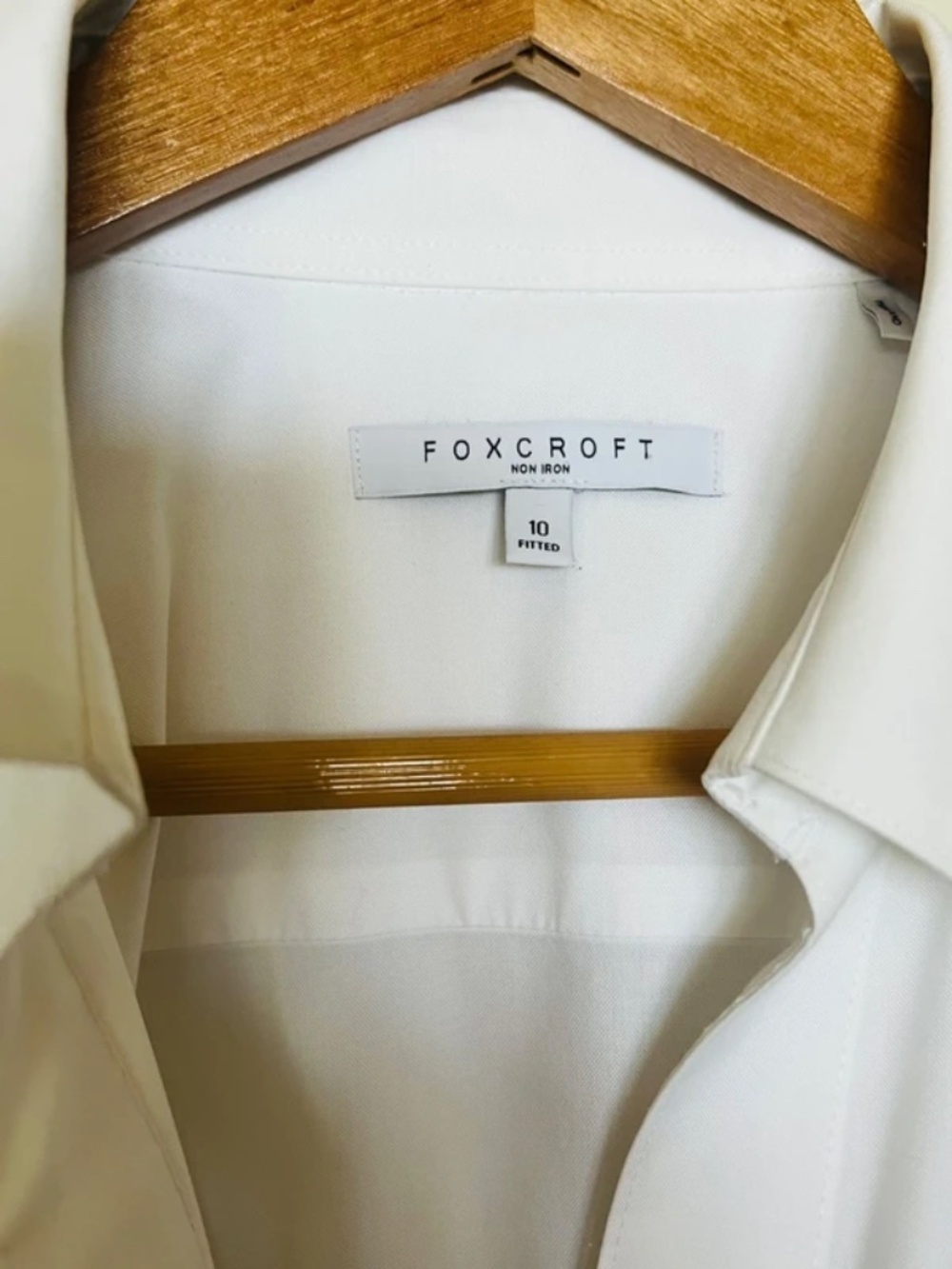 Foxcroft White No Iron Shirt Size 10 (fitted) - Picture 4 of 8